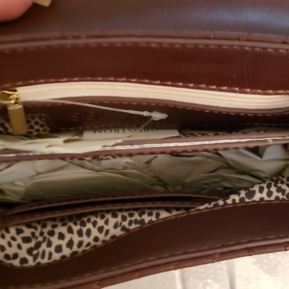 👜NWT👜 FAUX LEATHER CROSSBODY - Picture 6 of 8